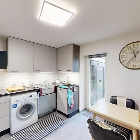 Serenity Entree Privee Au Calme Jardin * Bertrange