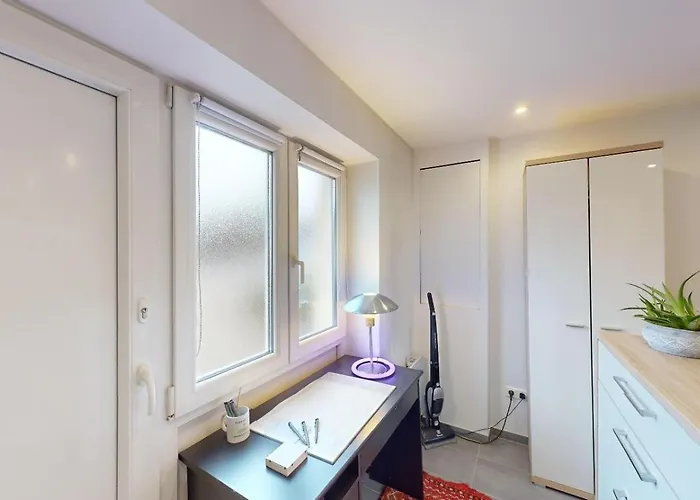 Serenity Entree Privee Au Calme Jardin Bertrange